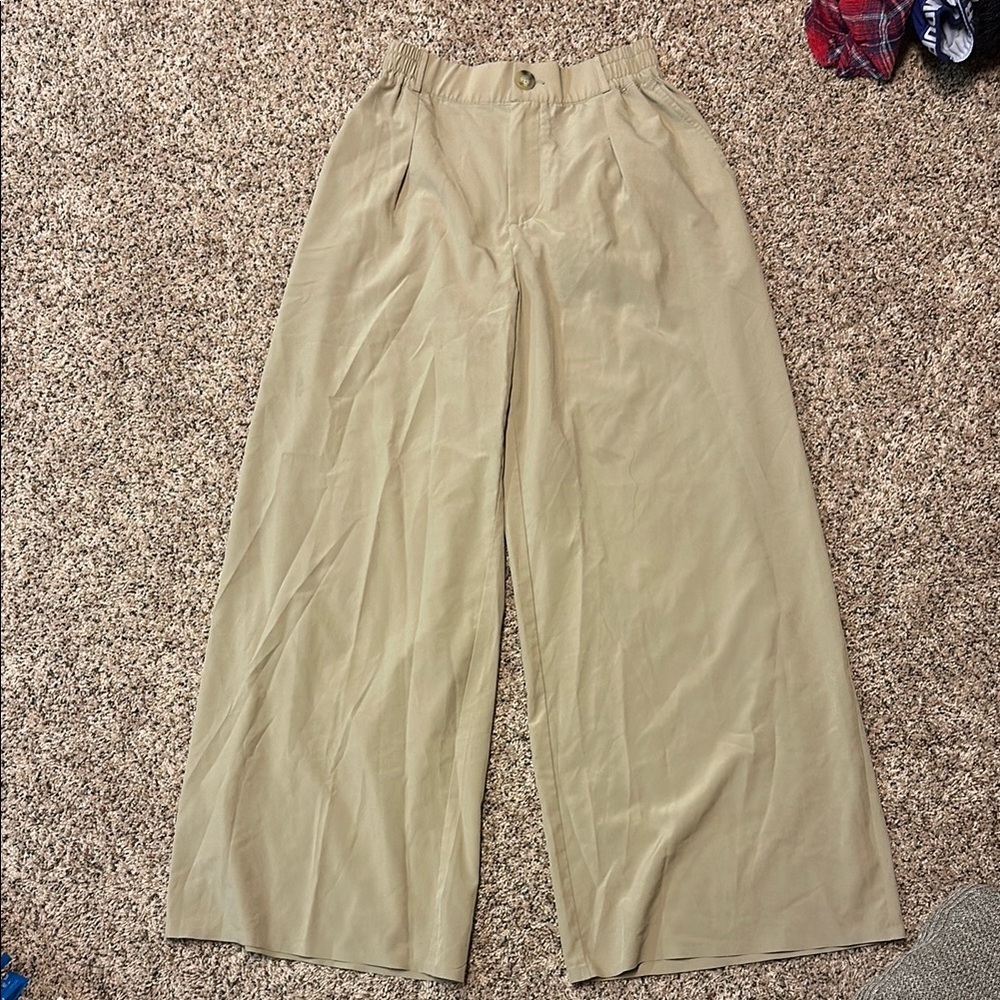 Zyia Active Khaki Wide Leg Cropped Pants Elastic Waist Casual‎ Trousers